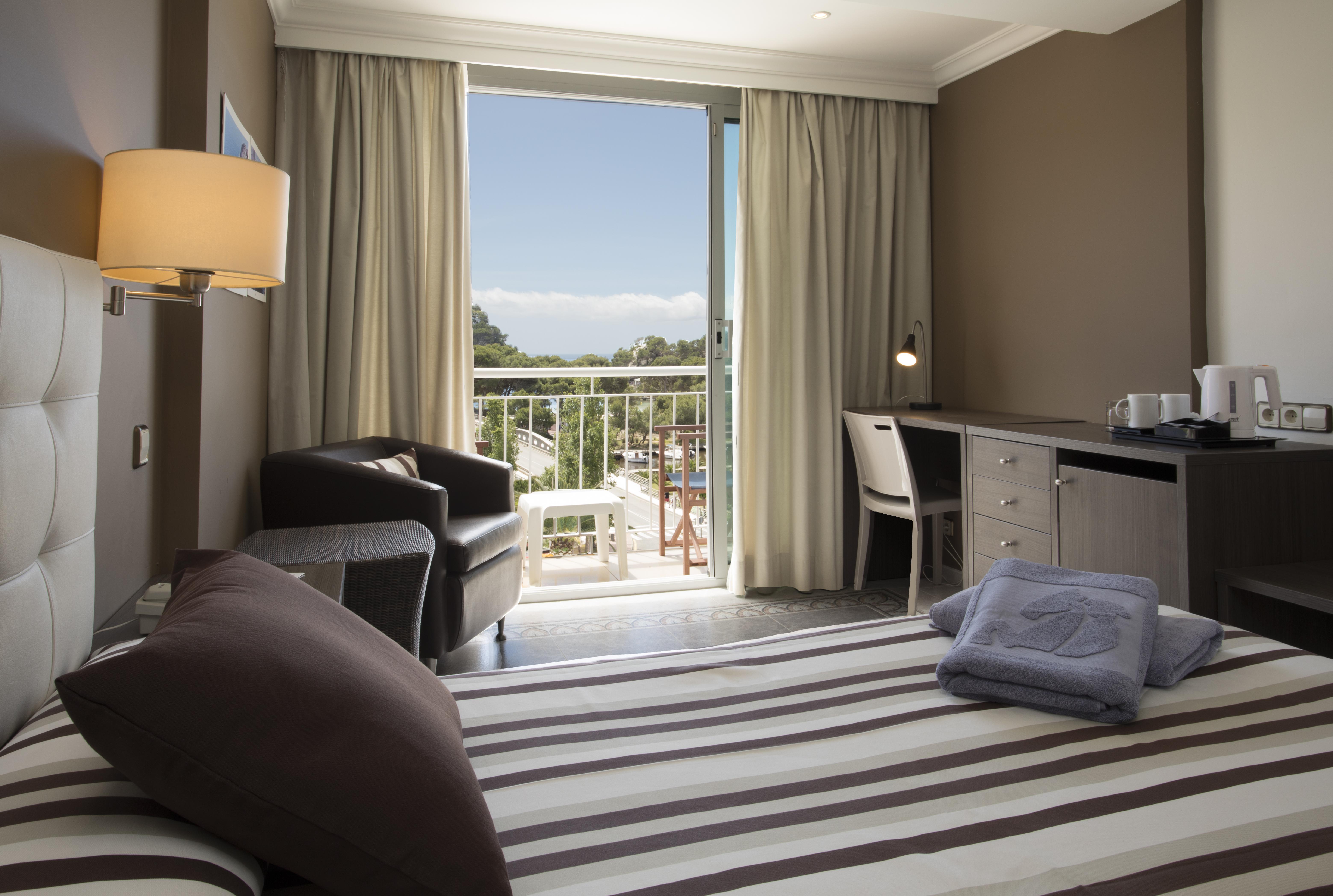 Minura Cala Galdana & Apartamentos D'Aljandar Esterno foto