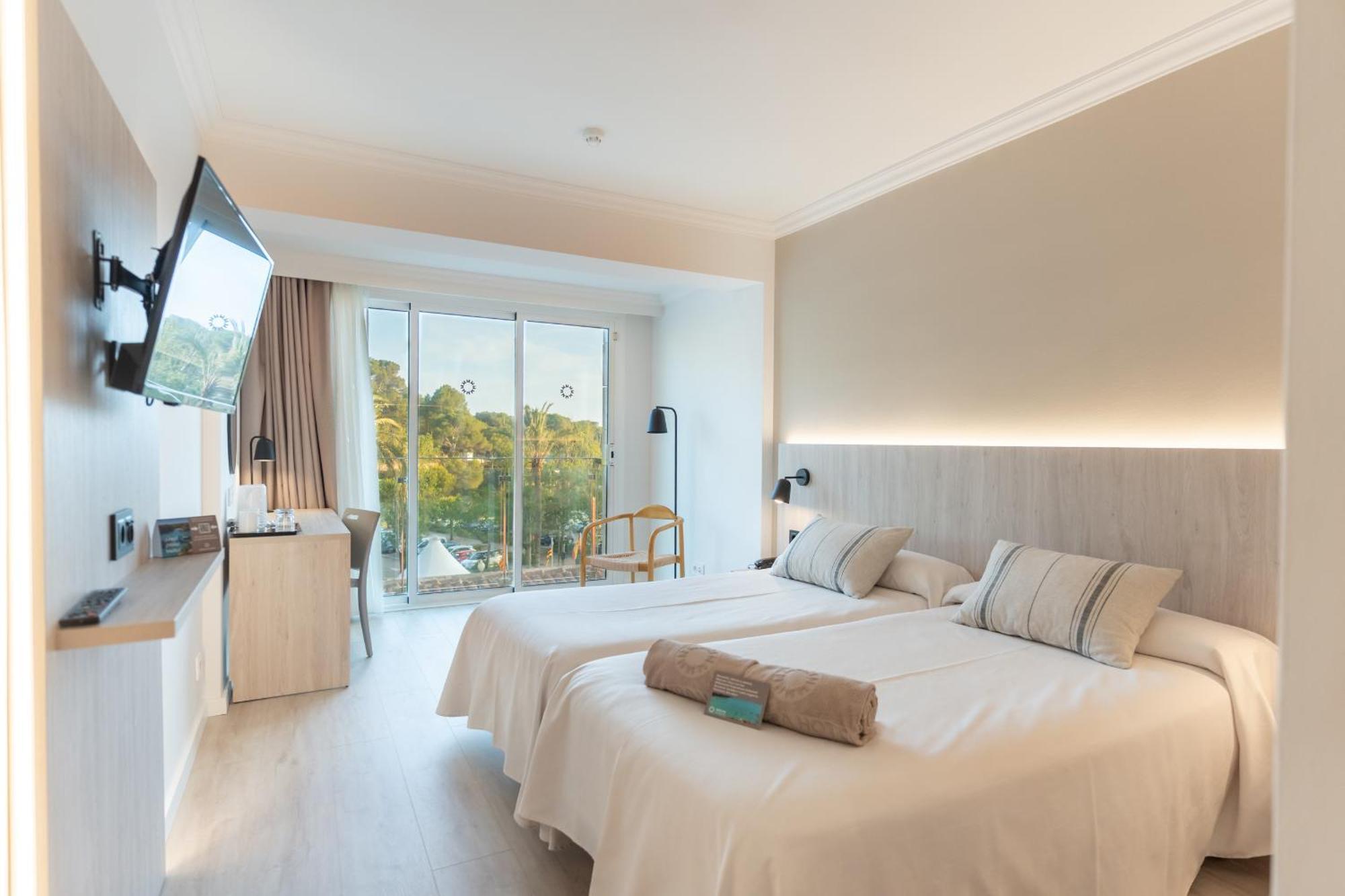 Minura Cala Galdana & Apartamentos D'Aljandar Esterno foto