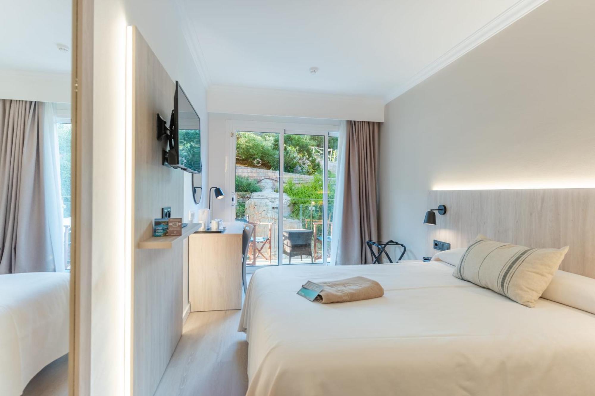 Minura Cala Galdana & Apartamentos D'Aljandar Esterno foto