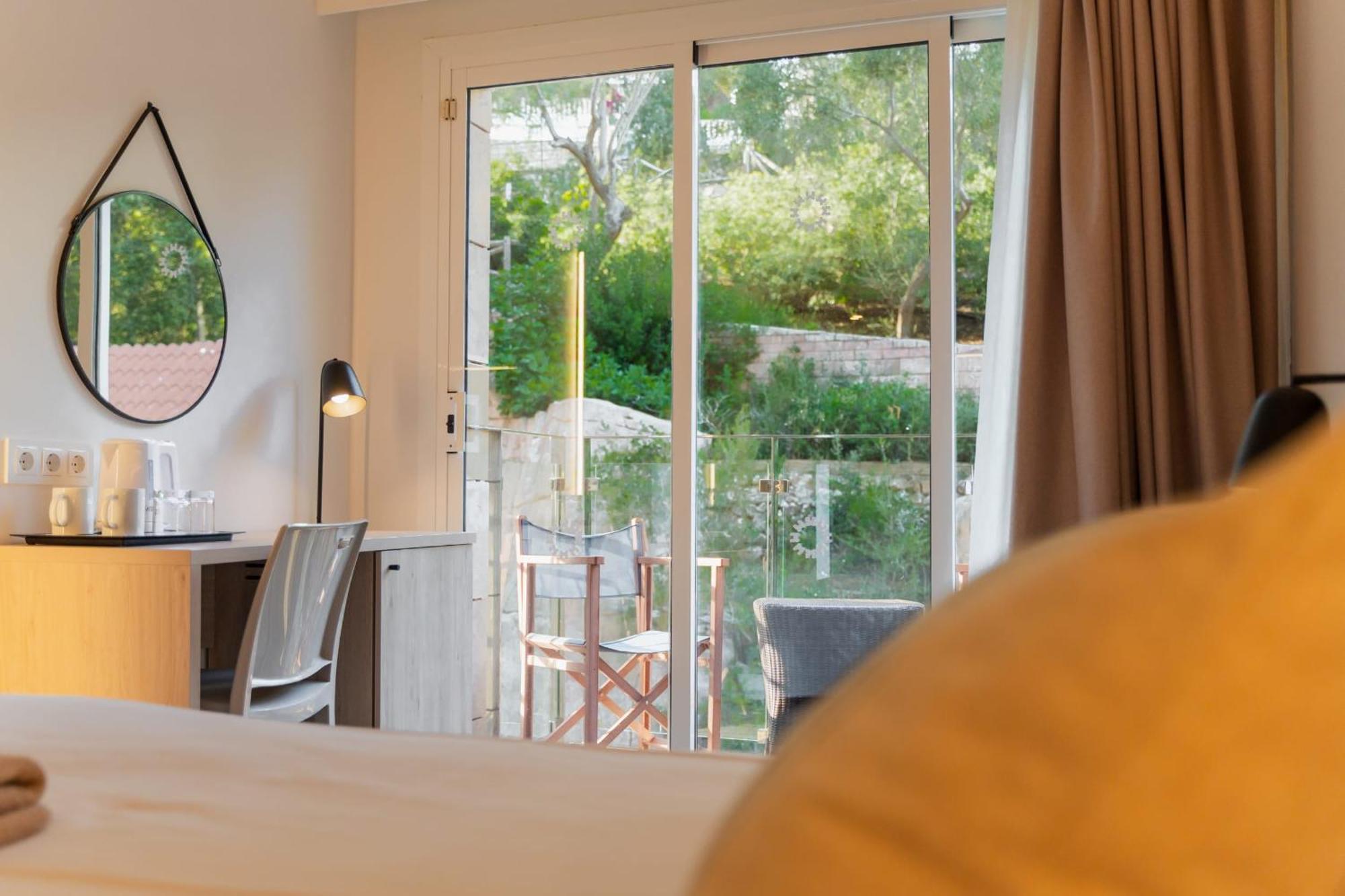 Minura Cala Galdana & Apartamentos D'Aljandar Esterno foto