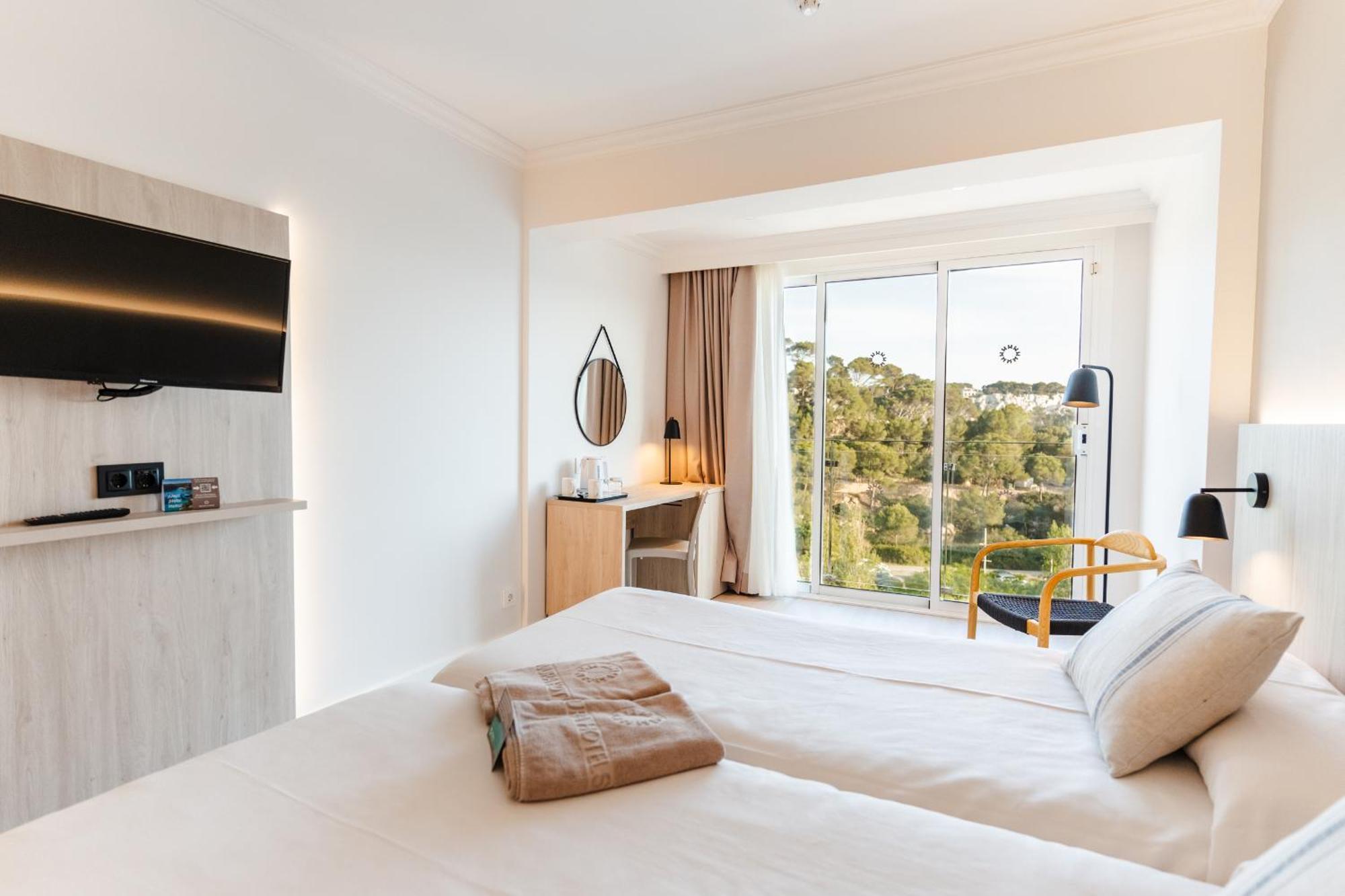 Minura Cala Galdana & Apartamentos D'Aljandar Esterno foto