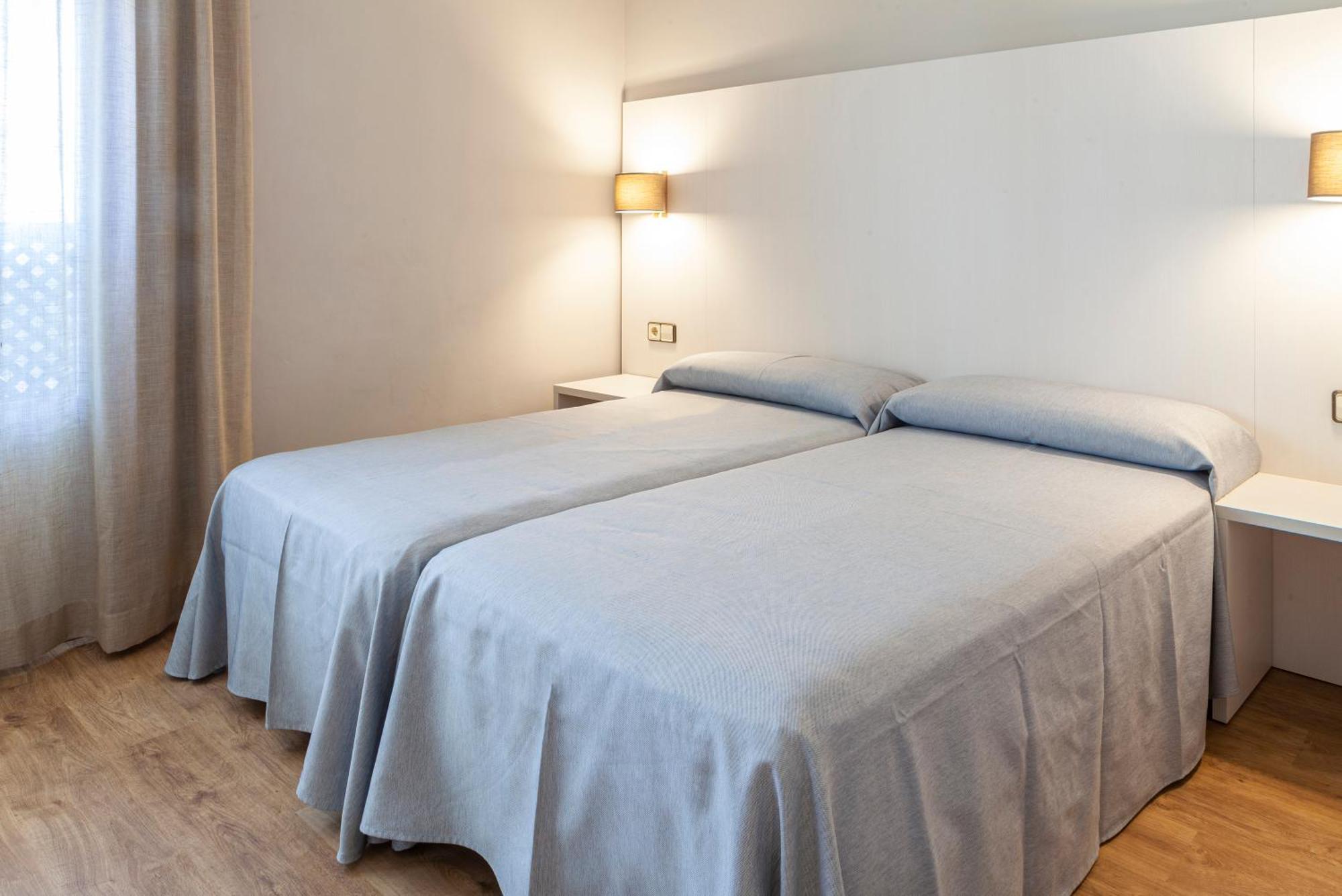 Minura Cala Galdana & Apartamentos D'Aljandar Esterno foto